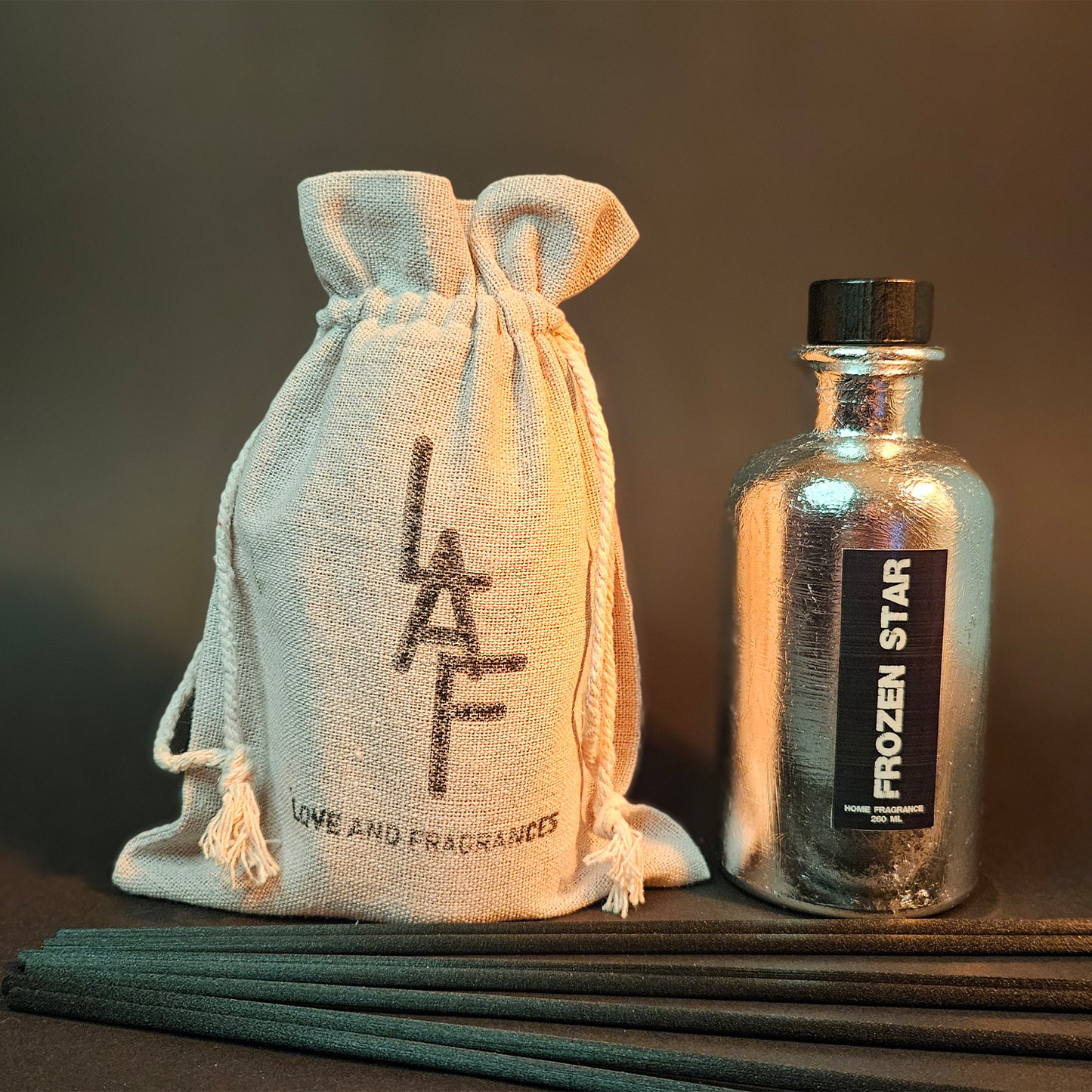 Aromatic Diffuser with sticks FROZEN STAR by LAF